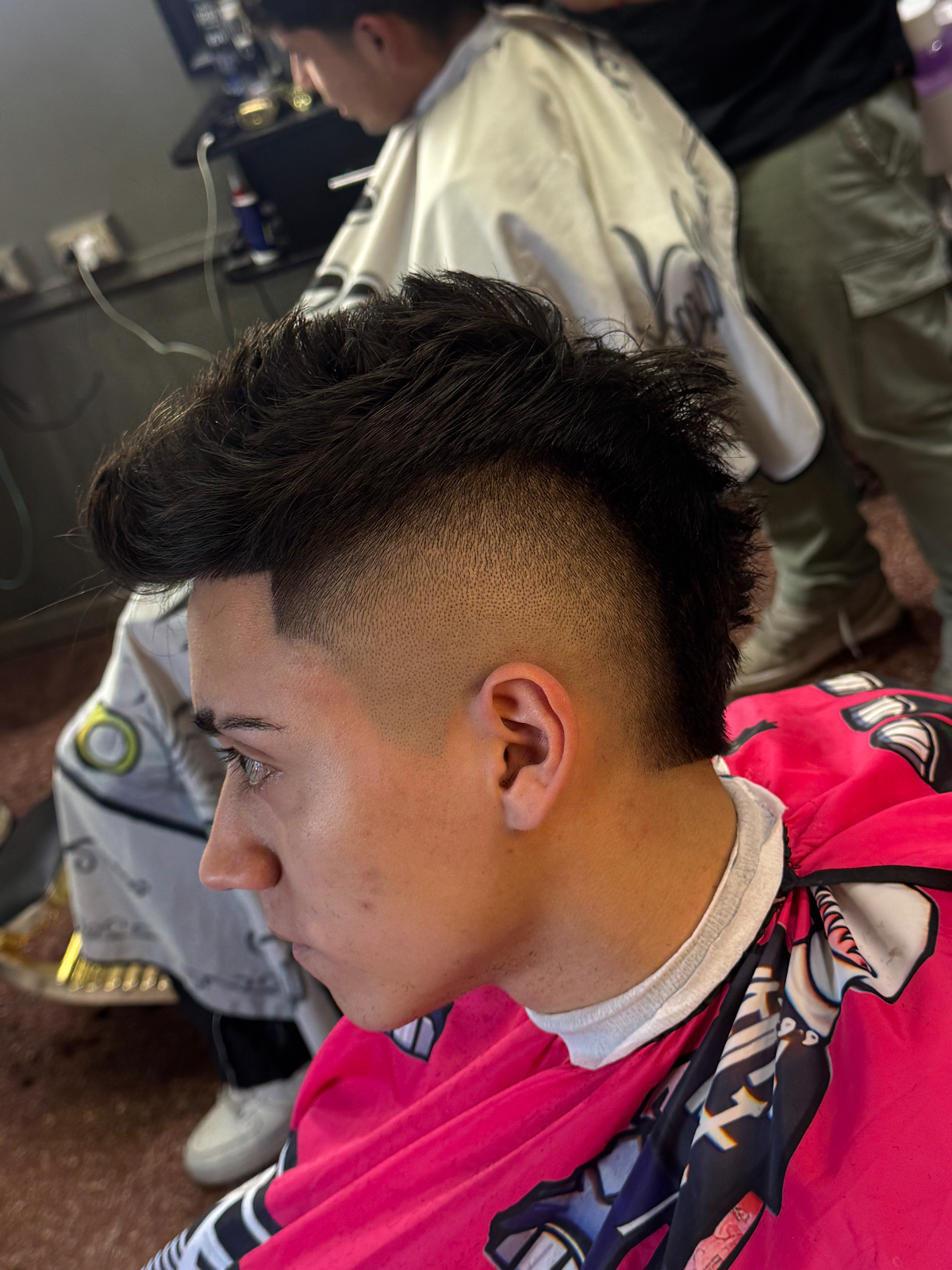 Cliente satisfecho tras su corte